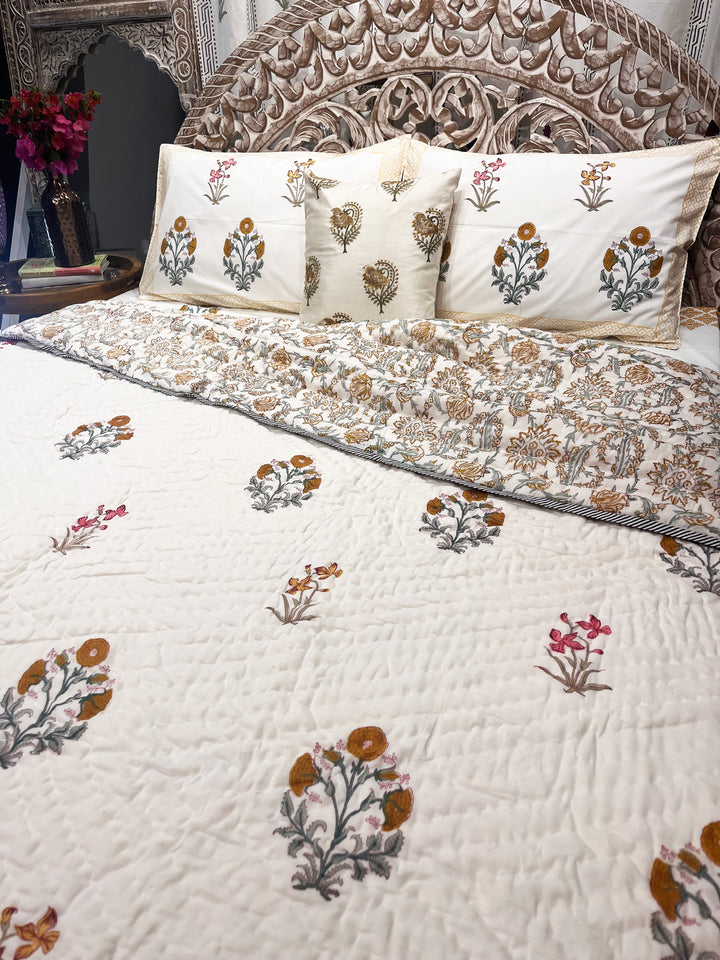 Hand Block Mulmul Cotton Quilt | Fursat Quilt - The Decor Central