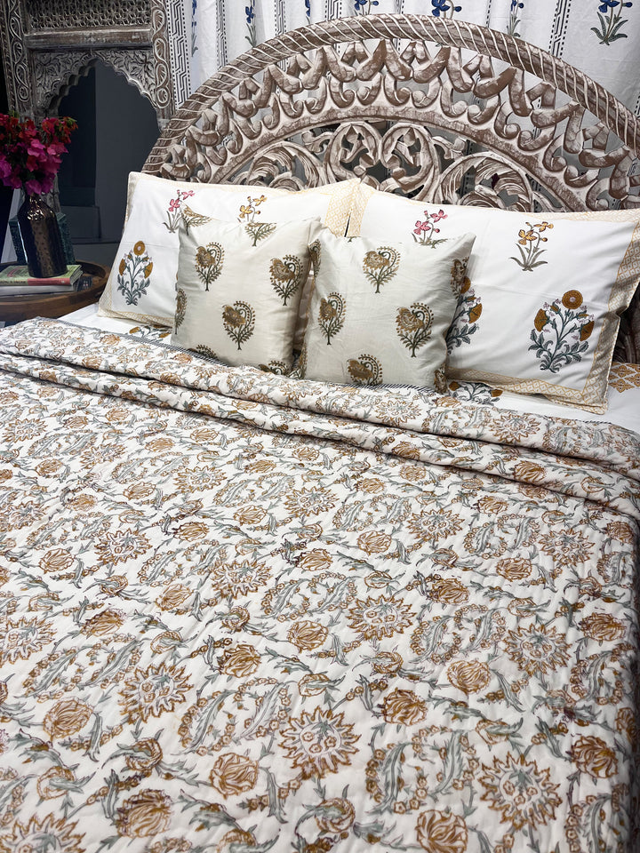 Hand Block Mulmul Cotton Quilt | Fursat Quilt - The Decor Central