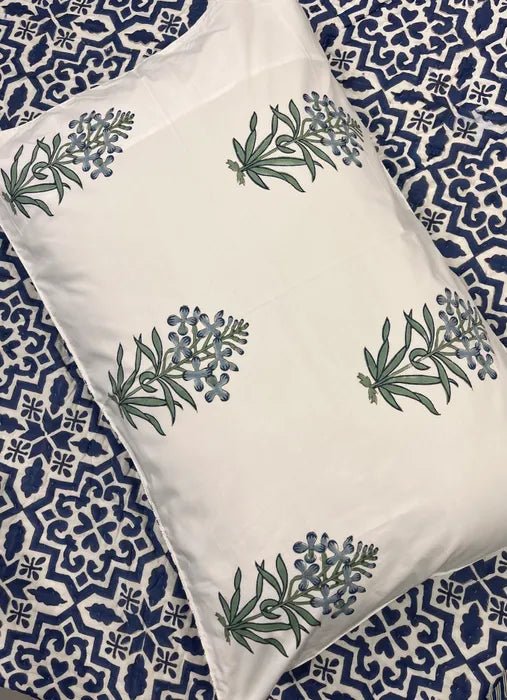 Nisha Bedding Set With Super King bedsheet - The Decor Central